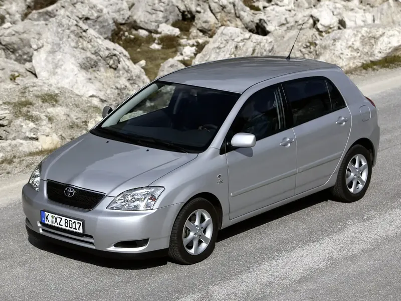 Toyota Corolla 2000, хэтчбек 5 дв., 9 поколение, E120 (08.2000 - 05.2005)