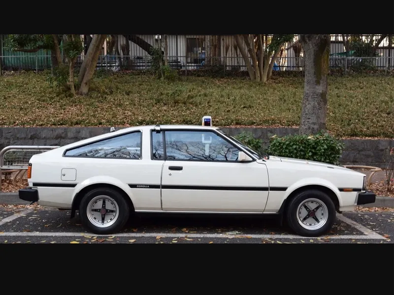 Toyota Corolla рестайлинг 1981, хэтчбек 3 дв., 4 поколение, E70 (08.1981 - 04.1983)