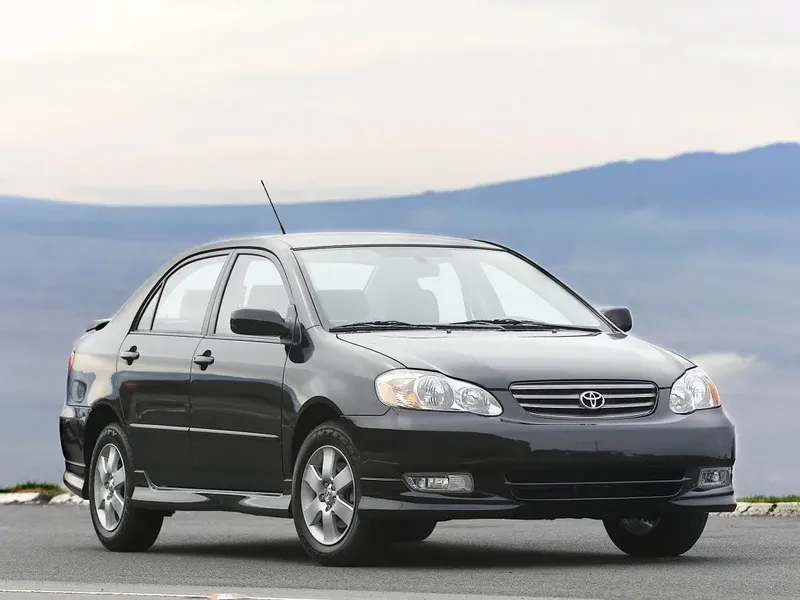 Toyota Corolla 2002, седан, 9 поколение, E130 (01.2002 - 12.2007)