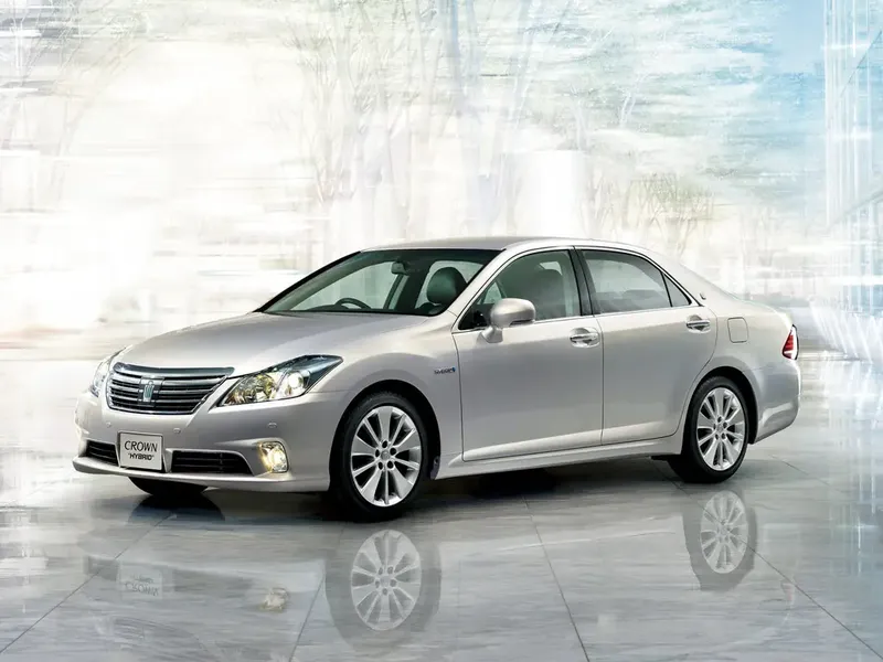 Toyota Crown рестайлинг 2010, седан, 13 поколение, S200 (02.2010 - 11.2012)