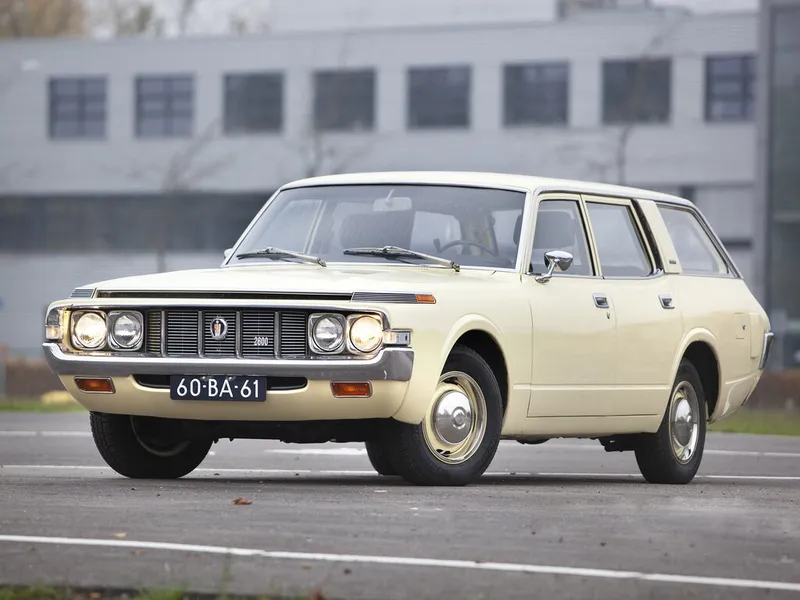 Toyota Crown 1971, универсал, 4 поколение, S60, S70 (02.1971 - 09.1974)