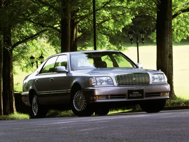 Toyota Crown Majesta 1995, седан, 2 поколение, S150 (08.1995 - 06.1997)