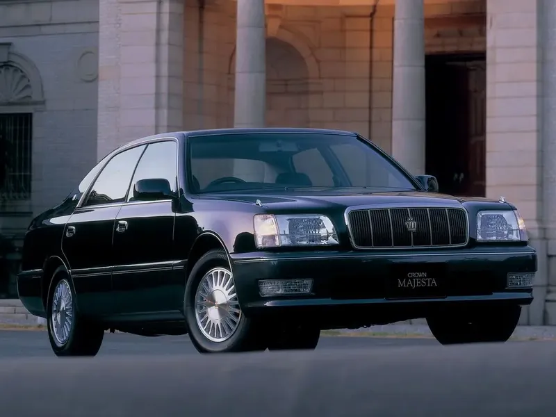 Toyota Crown Majesta рестайлинг 1997, седан, 2 поколение, S150 (07.1997 - 08.1999)