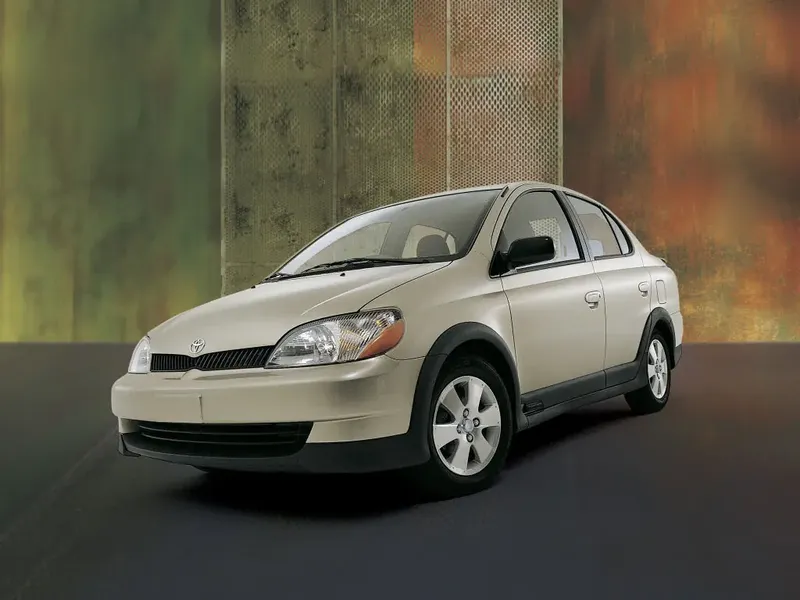 Toyota Echo 1999, седан, 1 поколение, XP10 (08.1999 - 02.2002)