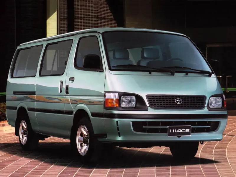 Toyota Hiace рестайлинг 1998, автобус, 4 поколение, H100 (08.1998 - 08.2004)