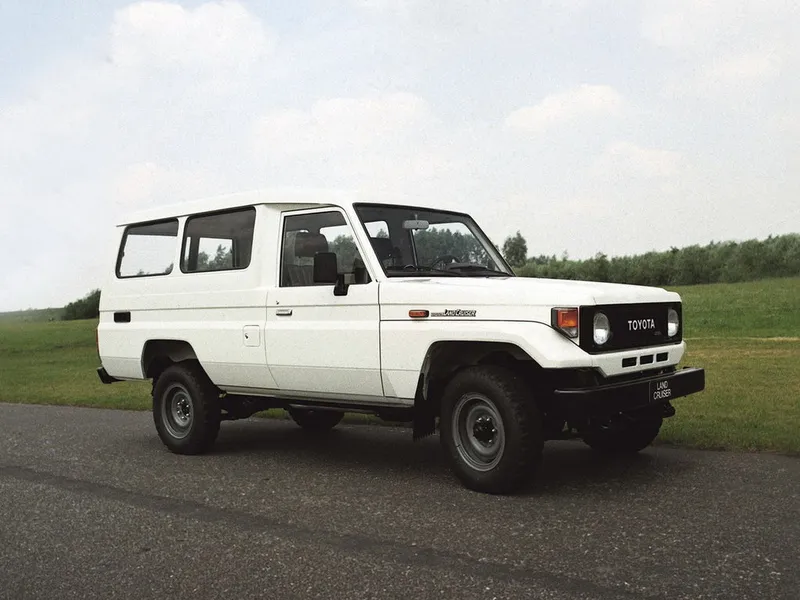 Toyota Land Cruiser 1984, джип/suv 3 дв., 8 поколение, J70 (11.1984 - 01.1995)