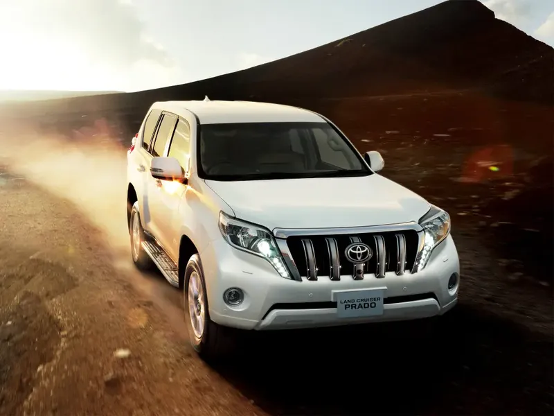 Toyota Land Cruiser Prado рестайлинг 2013, джип/suv 5 дв., 4 поколение, J150 (09.2013 - 08.2017)