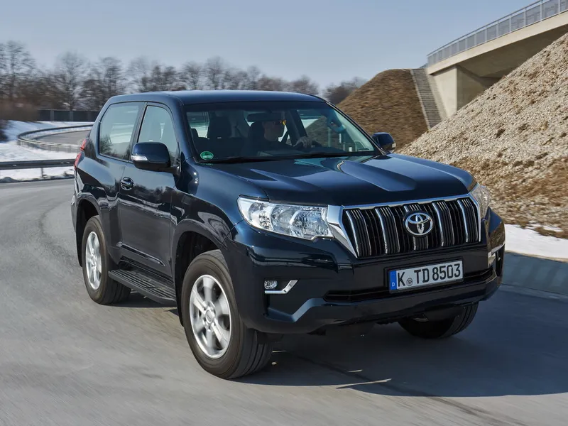 Toyota Land Cruiser Prado 2-й рестайлинг 2017, джип/suv 3 дв., 4 поколение (09.2017 - 08.2023)