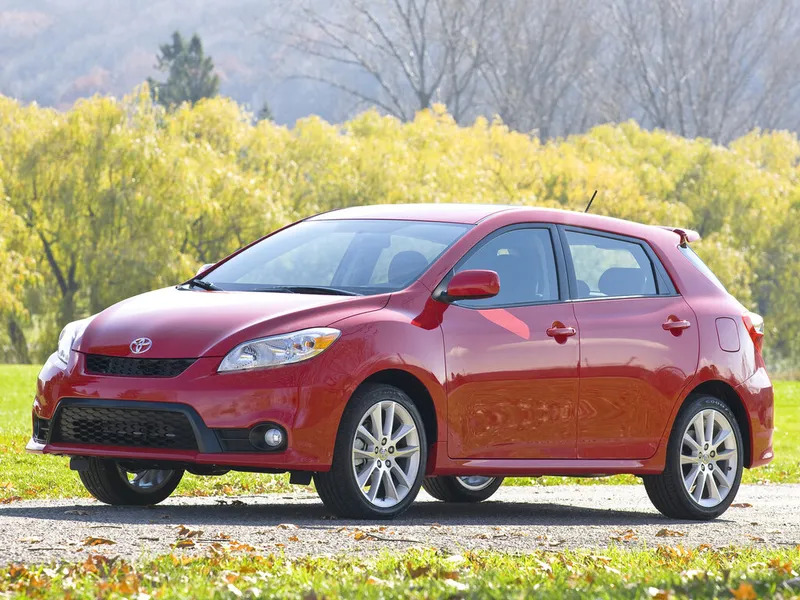 Toyota Matrix рестайлинг 2010, хэтчбек 5 дв., 2 поколение, E140 (11.2010 - 08.2013)