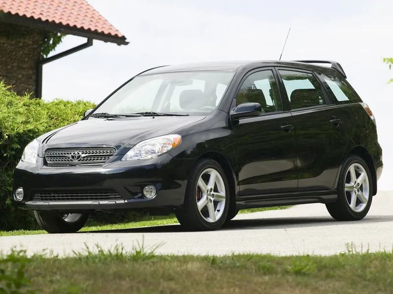 Toyota Matrix рестайлинг 2004, хэтчбек 5 дв., 1 поколение, E130 (12.2004 - 12.2007)