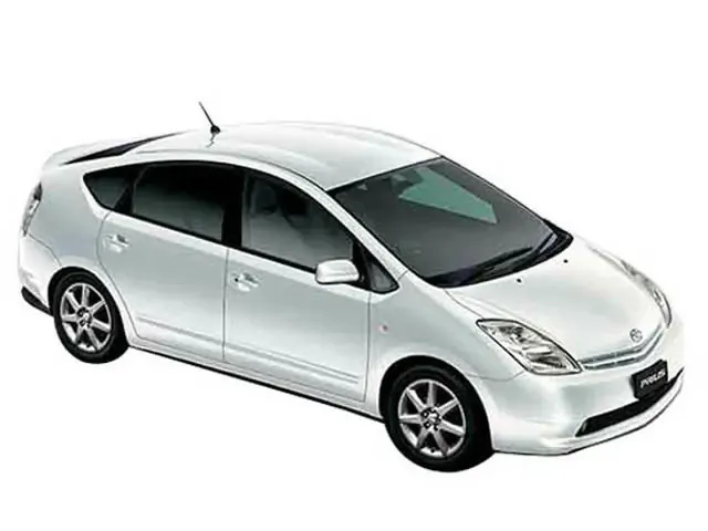 Toyota Prius 2003, лифтбек, 2 поколение, NHW20 (09.2003 - 10.2005)