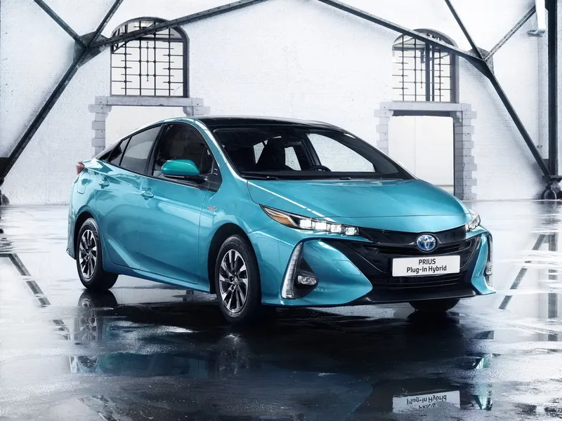 Toyota Prius PHV 2016, лифтбек, 4 поколение, XW50 (09.2016 - 01.2023)