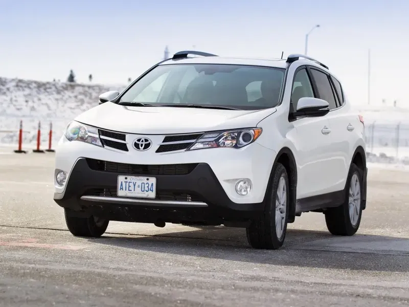 Toyota RAV4 2012, джип/suv 5 дв., 4 поколение, XA40 (11.2012 - 10.2015)
