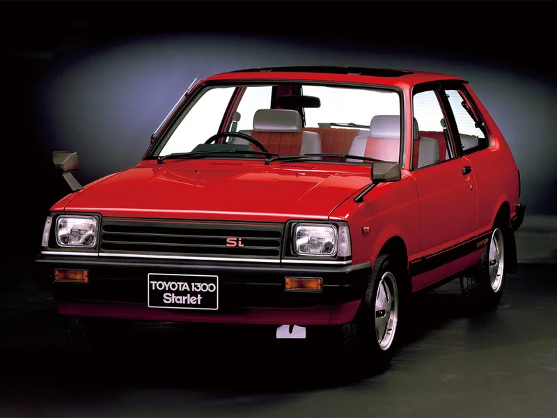 Toyota Starlet 2-й рестайлинг 1982, хэтчбек 3 дв., 2 поколение, P60 (08.1982 - 09.1984)