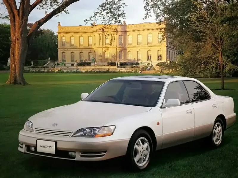 Toyota Windom рестайлинг 1994, седан, 1 поколение, V10 (08.1994 - 07.1996)