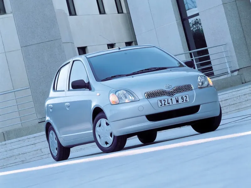 Toyota Yaris 1999, хэтчбек 5 дв., 1 поколение, XP10 (01.1999 - 02.2003)