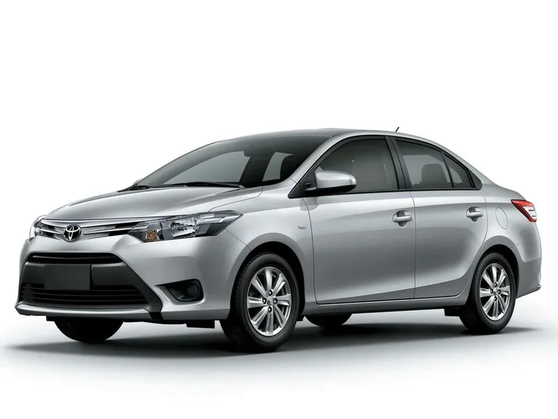 Toyota Yaris 2013, седан, 3 поколение, XP150 (04.2013 - 08.2017)