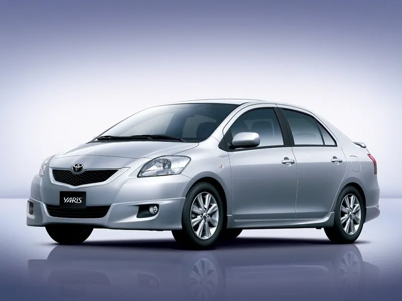 Toyota Yaris рестайлинг 2007, седан, 2 поколение, XP90 (04.2007 - 03.2013)