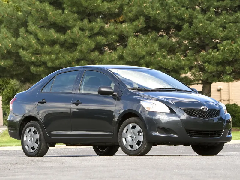Toyota Yaris 2006, седан, 2 поколение, XP90 (01.2006 - 03.2007)
