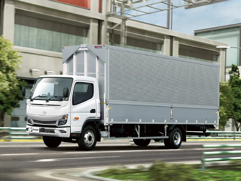 UD Trucks Kazet 2021, фургон, 2 поколение (06.2021 - 11.2023)