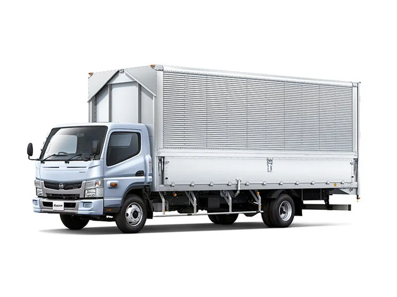 UD Trucks Kazet 2014, фургон, 1 поколение (09.2014 - 05.2021)