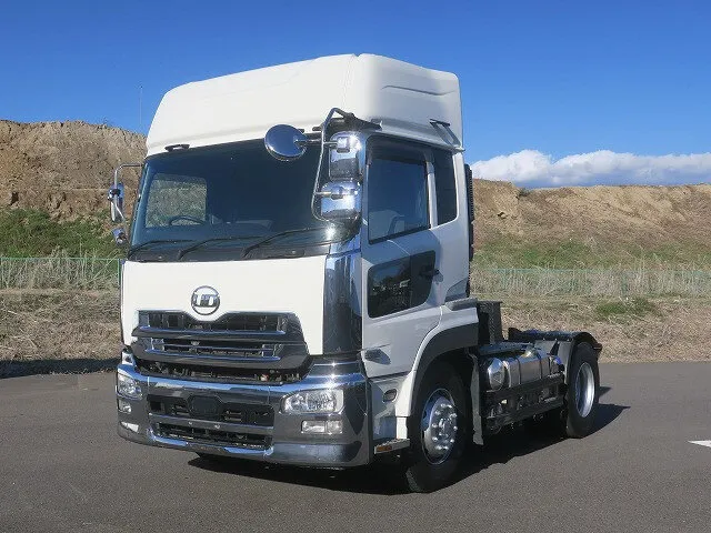 UD Trucks Quon 2010, седельный тягач, 1 поколение (02.2010 - 03.2017)