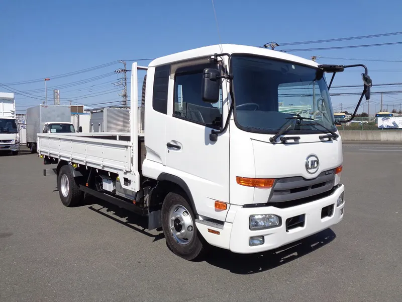 UD Trucks Condor 2010, бортовой грузовик, 4 поколение (04.2010 - 06.2017)