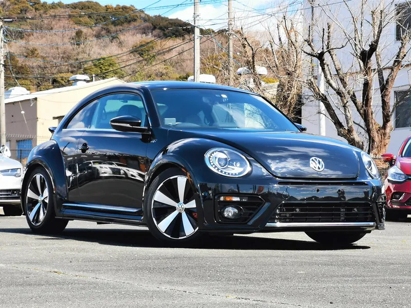 Volkswagen Beetle рестайлинг 2016, хэтчбек 3 дв., 2 поколение (09.2016 - 07.2019)