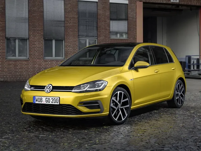 Volkswagen Golf рестайлинг 2016, хэтчбек 5 дв., 7 поколение, Mk7 (11.2016 - 12.2019)