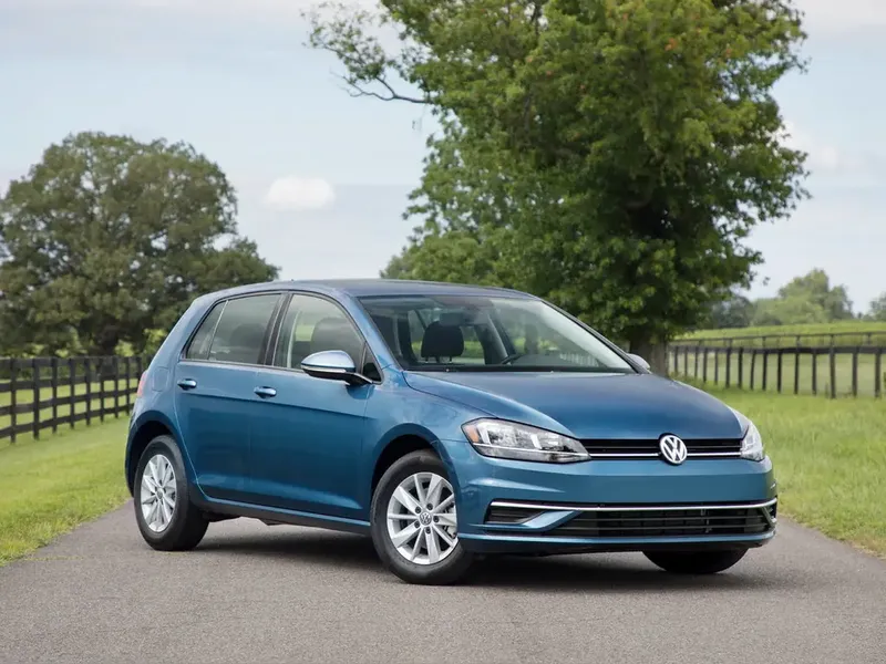 Volkswagen Golf рестайлинг 2016, хэтчбек 5 дв., 7 поколение, Mk7 (11.2016 - 12.2020)