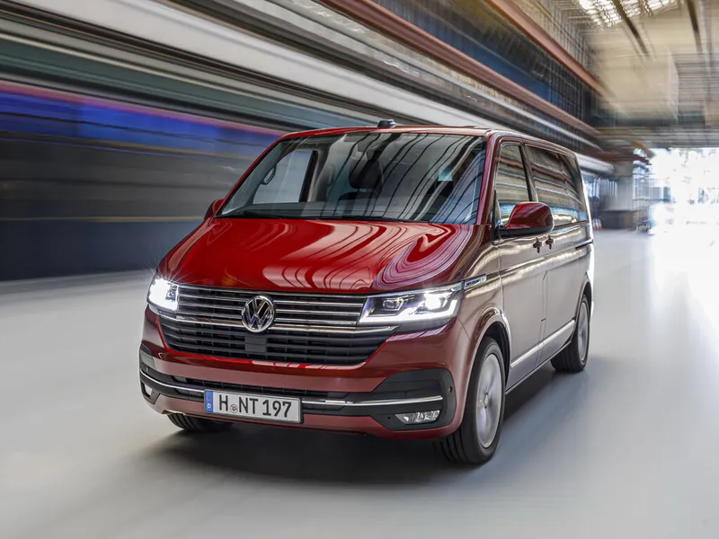 Volkswagen Multivan рестайлинг 2019, минивэн, 6 поколение, T6.1 (02.2019 - 10.2021)