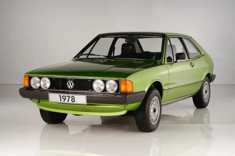 Volkswagen Scirocco рестайлинг 1977, хэтчбек 3 дв., 1 поколение (03.1977 - 02.1981)