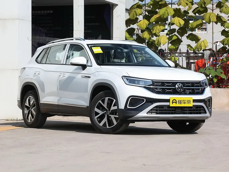 Volkswagen Tayron рестайлинг 2022, джип/suv 5 дв., 1 поколение (08.2022 - н.в.)