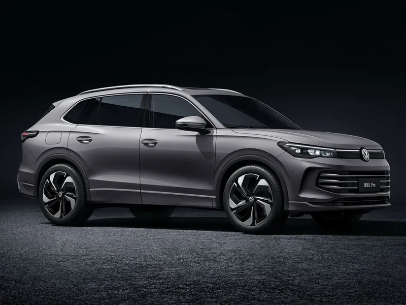 Volkswagen Tiguan L 2-й рестайлинг 2024, джип/suv 5 дв., 1 поколение (04.2024 - н.в.)