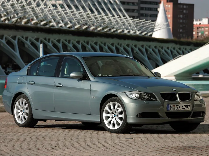 BMW 3-Series 2005, седан, 5 поколение, E90 (01.2005 - 09.2008)