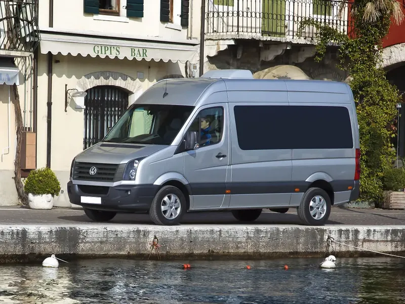 Volkswagen Crafter рестайлинг 2011, автобус, 1 поколение (04.2011 - 12.2016)