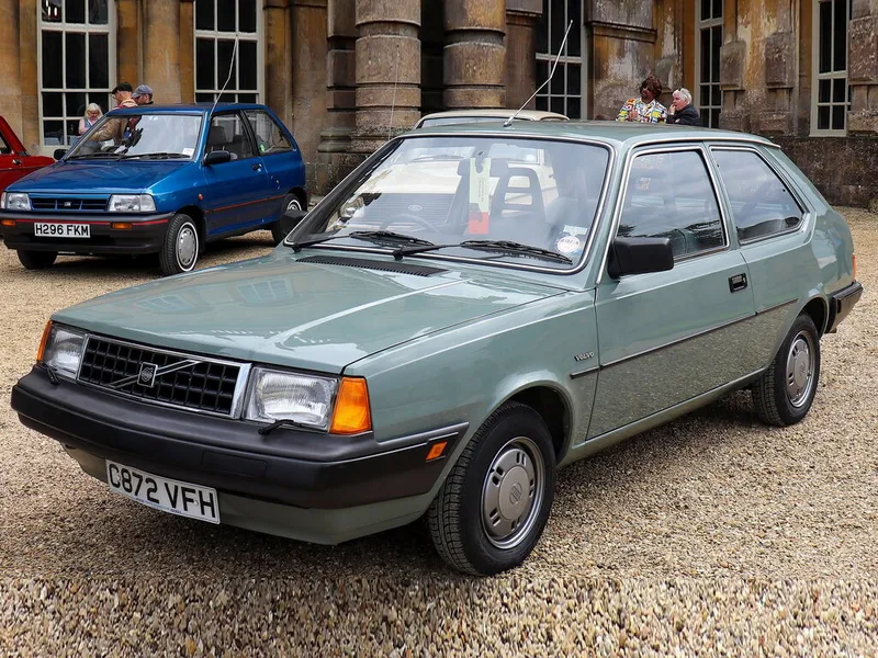 Volvo 360 рестайлинг 1984, хэтчбек 3 дв., 1 поколение (08.1984 - 11.1990)