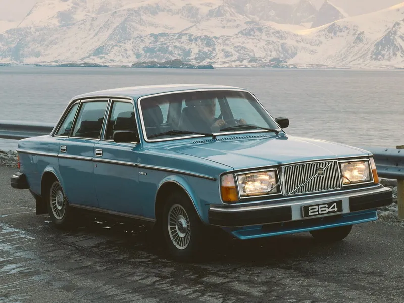 Volvo 260 1974, седан, 1 поколение (09.1974 - 08.1982)