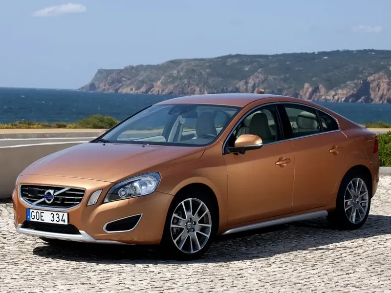 Volvo S60 2010, седан, 2 поколение (05.2010 - 07.2013)