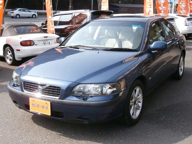 Volvo S60 2001, седан, 1 поколение (01.2001 - 09.2004)