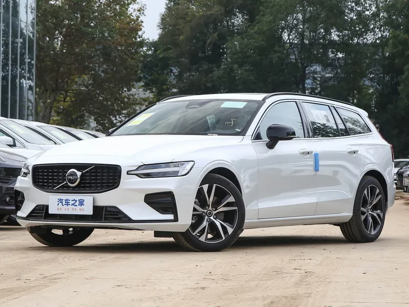 Volvo V60 2018, универсал, 2 поколение (02.2018 - н.в.)