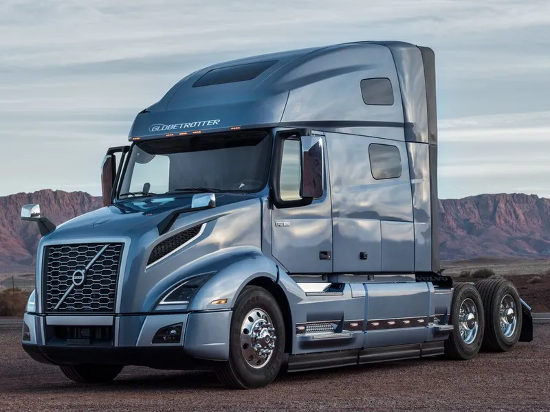 Volvo VNL Series 2-й рестайлинг 2017, седельный тягач, 1 поколение (07.2017 - н.в.)