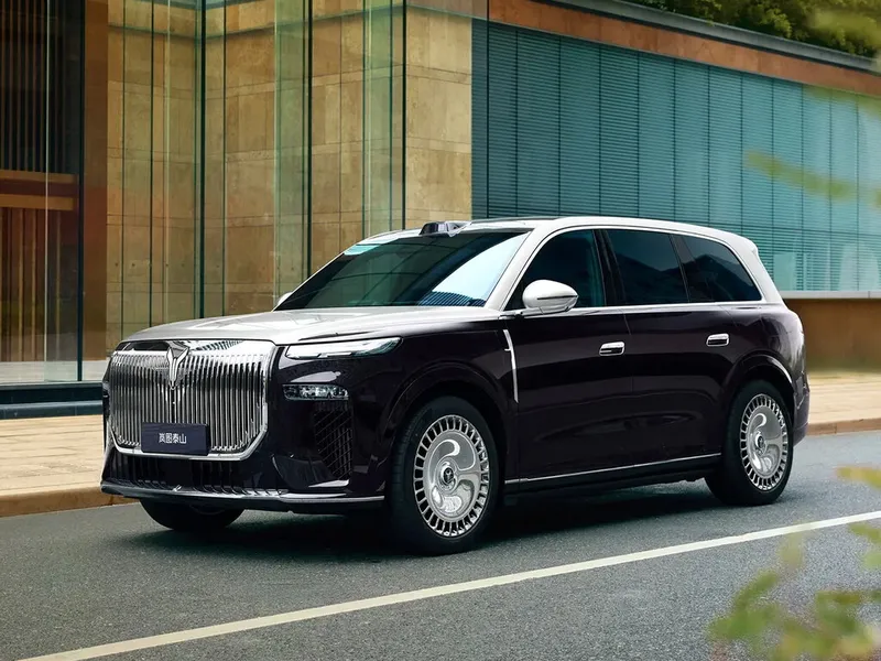 Voyah Taishan 2025, джип/suv 5 дв., 1 поколение (09.2025 - н.в.)
