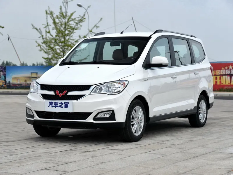 Wuling Hongguang S1 2015, минивэн, 1 поколение, CN113 (08.2015 - 04.2016)