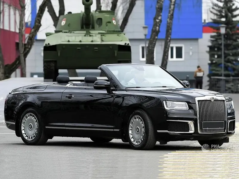 Aurus Сенат 2019, открытый кузов, 1 поколение (05.2019 - н.в.)