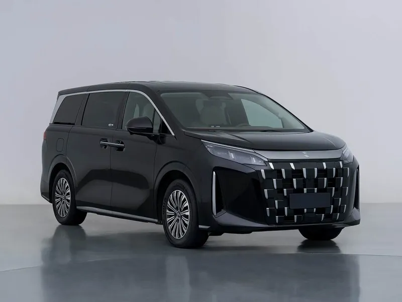 BYD Linghui M9