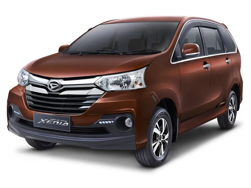 Daihatsu Xenia рестайлинг 2015, минивэн, 2 поколение, F650 (08.2015 - 12.2018)