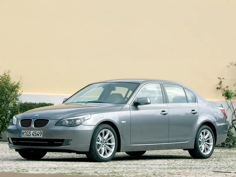 BMW 5-Series рестайлинг 2007, седан, 5 поколение, E60 (09.2007 - 02.2010)