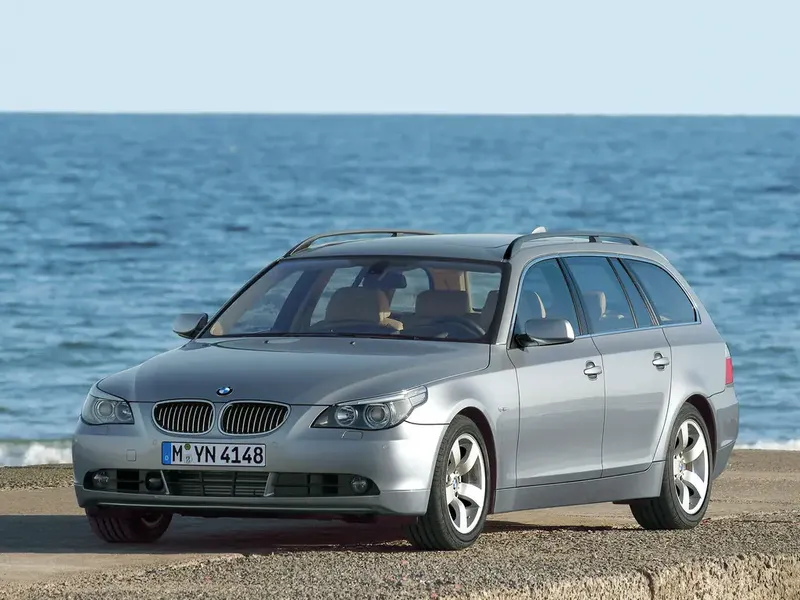 BMW 5-Series 2004, универсал, 5 поколение, E61 (04.2004 - 08.2007)