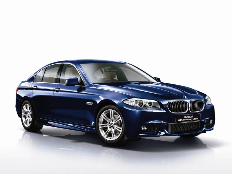 BMW 5-Series 2010, седан, 6 поколение, F10 (03.2010 - 08.2013)
